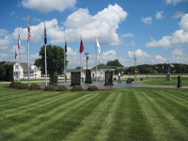 216614_10150335141305325_586580_n Lawler, Iowa