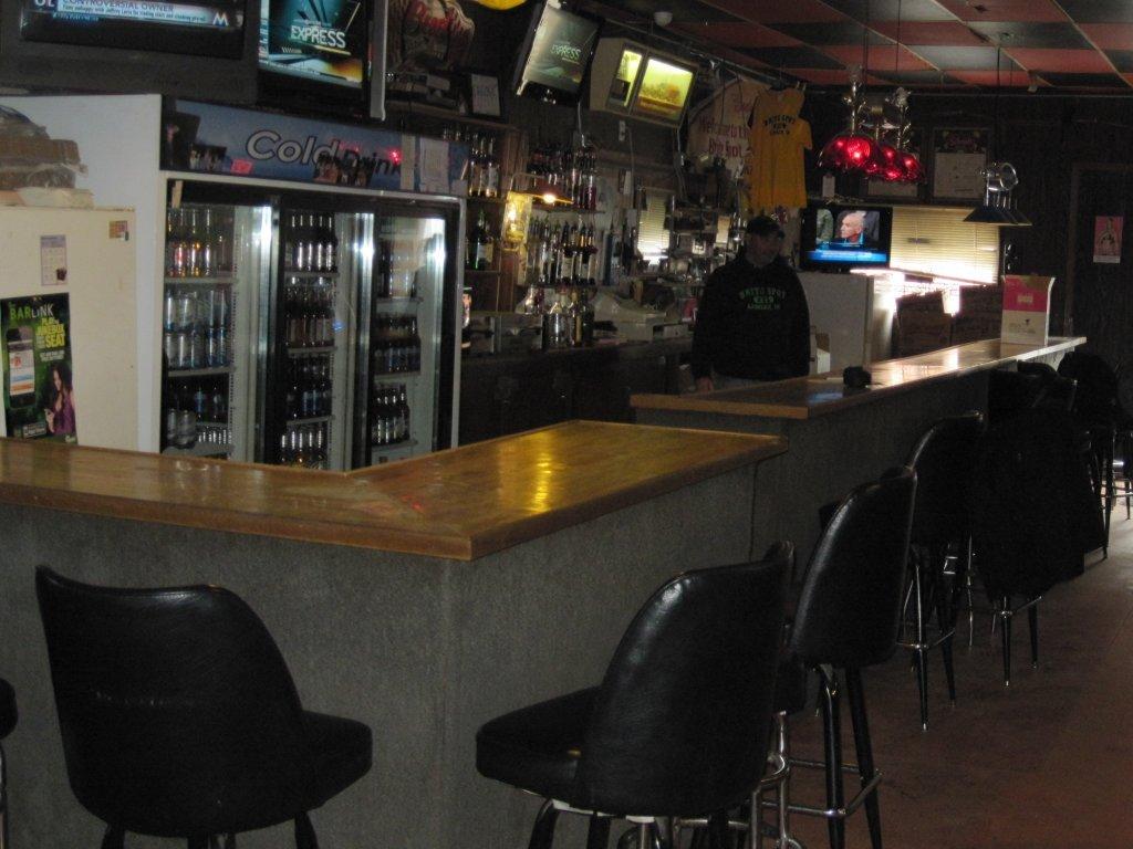 Bar Lawler, Iowa